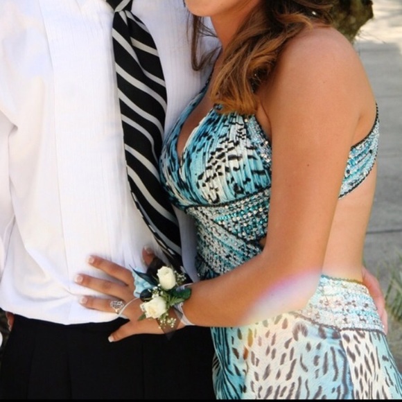 CACHE ∘ Gown - Picture 2 of 5